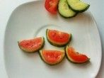 Kleine <strong>Melonen</strong> aus Gurken und Tomaten