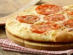 Sommerpizza - Pizza mit <strong>Tomaten</strong>