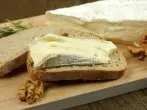 Warmes Camembert Brot