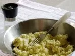 Kartoffelpüree mit verquirlten Eiern