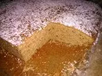 Brauner Kuchen auf dem Blech