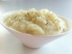 Fluffiges Blumenkohlpüree mit Thymian (Low Carb)