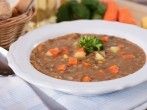 <strong>Linsensuppe</strong> mit braunen Tellerlinsen - vegan
