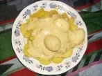 Senf-Meerrettichsoße mit Salzkartoffeln und Eiern
