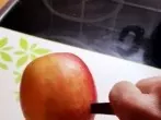 "Zauberapfel": Mundgerechte Apfelspalten, die nicht braun werden