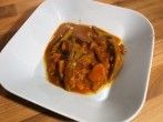 Gewürzexplosion: Lamm-Curry mit Bohnen und Süßkartoffeln