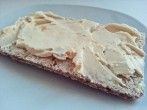 Brotaufstrich - Hummus mit geröstetem Knoblauch