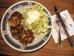 Kartoffelrösti mit Spitzkohlsalat - vegetarisch