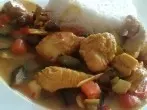 Hähnchen-Curry mit Kokosmilch