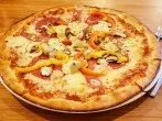 Bester Quark-Öl-Pizza-Teig: einfach und lecker