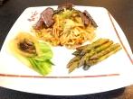 Steak Teriyaki mit Pak Choi und gr&uuml;nem Spargel