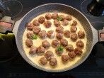 Fleischb&auml;llchen in Mandelso&szlig;e