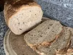 Brot mit Kürbiskernen