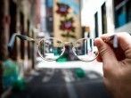 Mundschutz und Brille: 5 Tipps gegen beschlagene Brillengläser