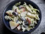 Chinakohl-Salat mit Apfel und Cranberrys
