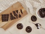 Schokoladenflecken <strong>entfernen</strong> | Frag Mutti TV