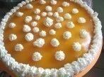 Mandarinensahne mit Keksboden und Mangospiegel