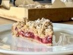 Crunchy Streuselkuchen - nur 3 Zutaten & Obst