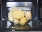 "Turbo-Kartoffeln" in der Mikrowelle II - ohne Wasser