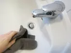 Sauberes Waschbecken