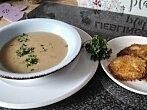 Kartoffelsuppe mit Kartoffelpuffer