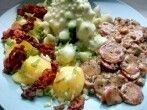 <strong>&Uuml;berbackener</strong> Romanesco mit Urkarotte, Kartoffeln und Speck
