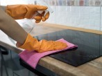 Eingebranntes vom Glaskeramikfeld entfernen mit Backpulver