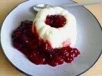 Grie&szlig;pudding mit Roter Gr&uuml;tze