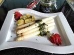 Wei&szlig;er Spargel mit <strong>B&auml;rlauch</strong>-Pesto &agrave; la Uschi