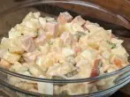 Kartoffelsalat mit Fleischwurst und Apfel