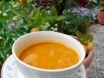 Kürbissuppe mit Calamondin-Orangen