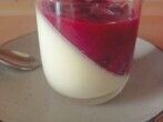 Panna Cotta mit Beerenkompott