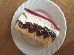 Schneewittchentorte mit Sauerkirschen