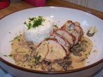 <strong>Schweinelende</strong> mit Steinpilz-So&szlig;e & Basmati Reis