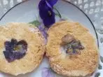 Frühlingsplätzchen mit Blüten