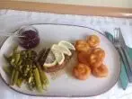 Gebratene Hähnchenbrust mit Frühlingsgemüse
