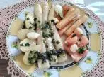 Spargel mit Kartoffeln, Surimi & gegrillter Melone