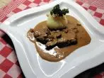 Rinderbäckchen in Glühweinsoße
