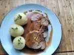 Putenrollbraten im Backofen mit Soße