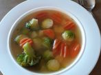 Wintersuppe mit buntem <strong>Gem&uuml;se</strong>