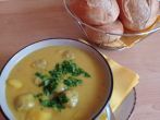 <strong>Kartoffelsuppe</strong> mit Hackb&auml;llchen
