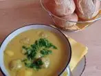 Kartoffelsuppe mit Hackbällchen