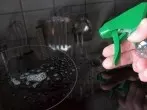 Glaskeramikfeld strahlend sauber mit Glasreiniger