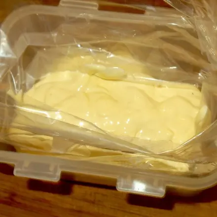 Soßen einfrieren und dabei stapeln