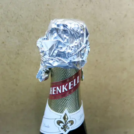 Sektflaschen-Verschluss