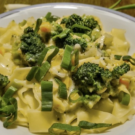 Pasta mit Brokkoli und Gorgonzola-Sauce - schnell und günstig