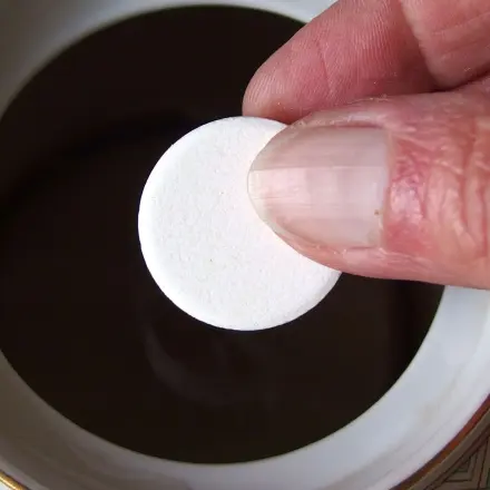 Teetassen sauber bekommen mit Vitamin C