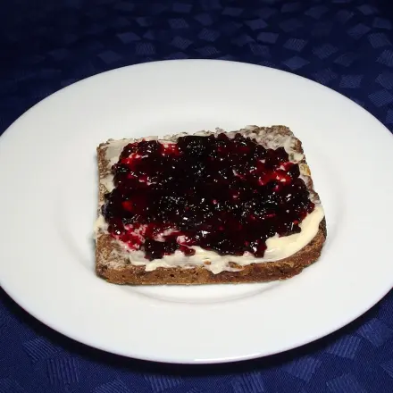 Schwarze Johannisbeermarmelade - selbstgemacht