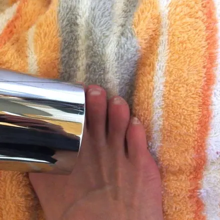 Fußpilzprophylaxe: fönen