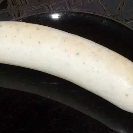 Die wahre Art Weißwürscht zu machen: mit der Opferwurst